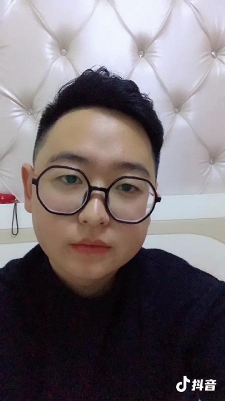 杰森的第一张照片--吴忠蓝颜知己交友网